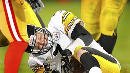 A pained Ben Roethlisberger after one of the 49ers' three sacks Monday in San Francisco.