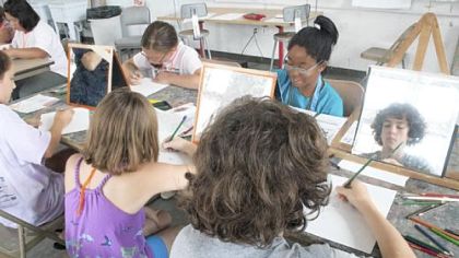 Young artists take part in a portraiture class at Pittsburgh Center for the Arts. The PCA is launching an art program for home-schooled students next month.