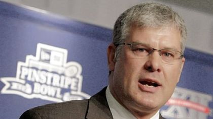 Iowa State coach Paul Rhoads is one option as Pitt?s next coach.