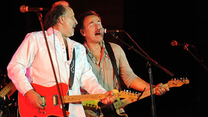 Bruce Springsteen joins Joe Grushecky and the Houserockers for a show at Soldiers and Sailors Memorial Hall in Oakland.