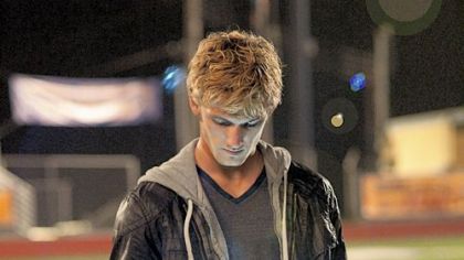 Alex Pettyfer as John in "I Am Number Four"