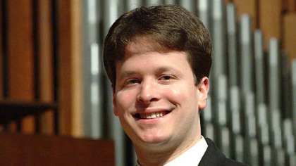 Organist Paul Jacobs joined the ranks of Grammy winners such as Lady Gaga and Lady Antebellum Sunday night.