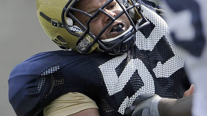 Aaron Donald will be a key player in the Panthers' three-man defensive front.