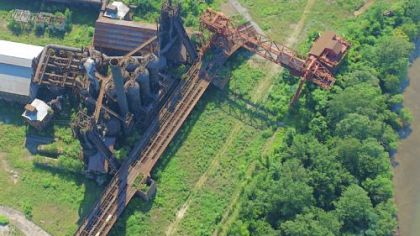 Carrie Furnaces seen from a helicopter in July 2006, showing how much of an unedited "wild garden" existed on the site five years ago.