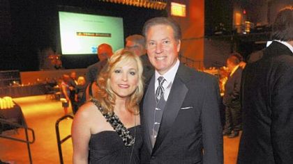 Hnorary chairs Tracy and Dr. Ken Melani.