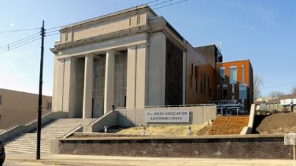 The monumental steps of Kaufmann Center, removed in the 1970s were restored to connect the auditorium with Centre Avenue.
