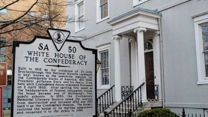 Jefferson Davis and his family lived in this mansion.