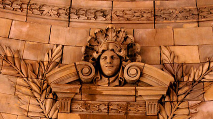 H-less Pittsburg appears under the Penn Station rotunda Downtown.