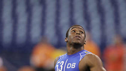 Texas' Aaron Williams
runs a drill during the NFL football scouting combine March 1 in Indianapolis. Is he the Steelers' first round selection?
