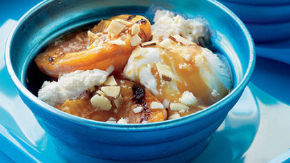 Apricot Pie a la Mode Sundaes