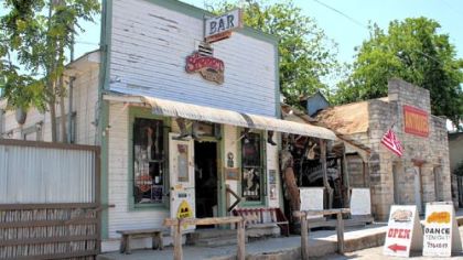 The 11th Street Cowboy Bar, Bandera.
