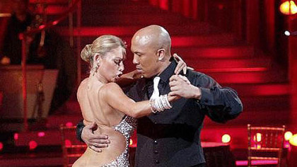 Kym Johnson and Hines Ward focused on their dance.