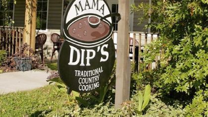 Coffee Shop Chapel Hill on In Chapel Hill  North Carolina Mama Dip S Kitchen In Chapel Hill