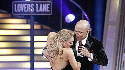 Kym Johnson and Hines Ward in the middle of their dance.