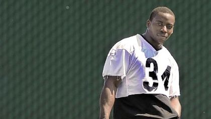 Steelers back Rashard Mendenhall might be the most infamous athlete on Twitter with his recent tweets after the death of Osama bin Laden, but it is an issue that all athletic teams -- college and pro -- are trying to handle.