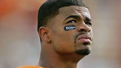 Curtis Brown of the Texas Longhorns prepares for a game against the UCF Knights on November 7, 2009 in Austin.