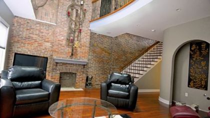 The 2nd floor of 610 Lockhart Street.