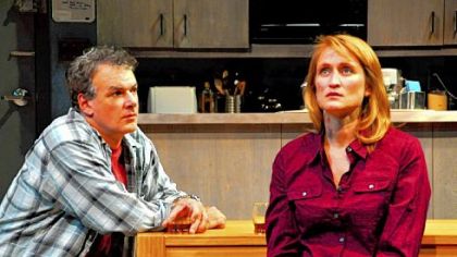 In "Time Stands Still" at City Theatre, Andrew May and Angela Reed face challenging relationships.