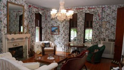 The interior of the mansion, whose owners are seeking a minimum bid of $960,000.